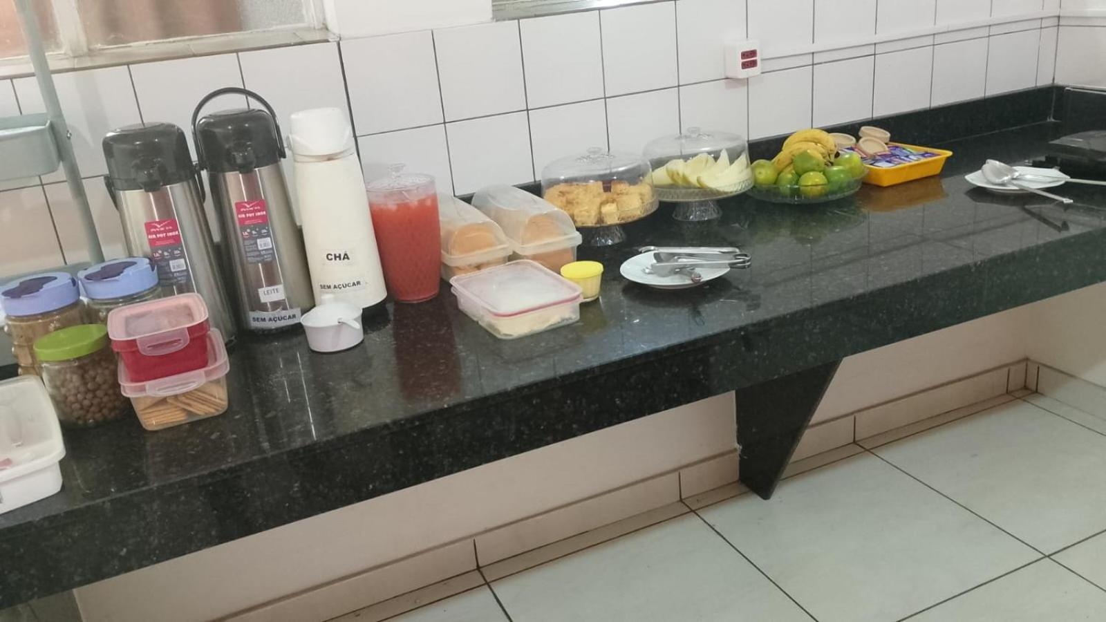 Várzea Grande Hotel Zazori מראה חיצוני תמונה